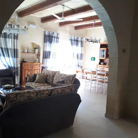 Twilight Feriehus Għasri